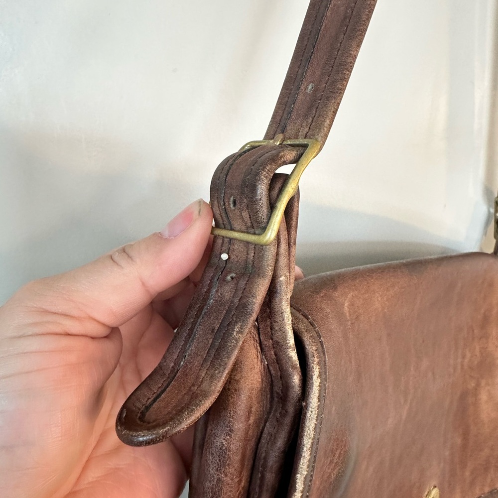 Vintage Coach Legacy Flap Turnlock Adjustable Crossbody Brown Leather Bag - Picture 10 of 16